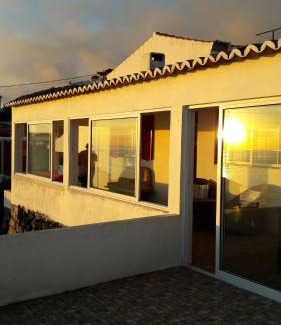 Angra do Heroismo House | Casa da Vinha