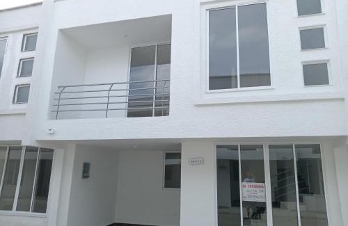 Luna Park House | Casa de Andy vacacional Eje Cafetero