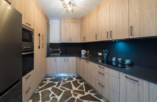 Chio Apartment | CASA DE BOMBEROS - Chio - 5 rooms, 2 kitchen, 2 terraces, film projector, fibre net