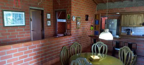 Guatape House | Casa de Campo Bheta