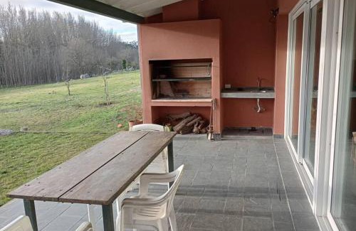 Tandil House | Casa de Campo con Bosque y Pileta