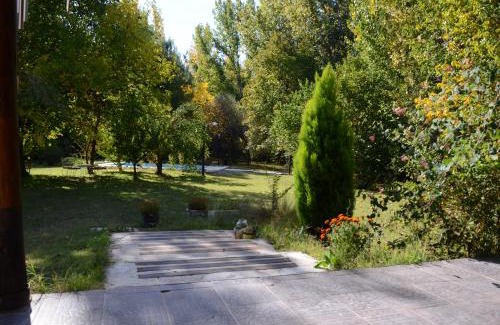 Tunuyan House | Casa de campo de piedra
