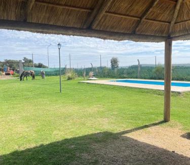 Venado Tuerto House | Casa de campo La Vanguardia