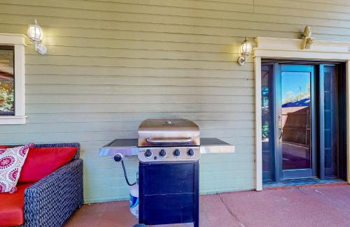 Walnut Meadows House | Casa de Canyon