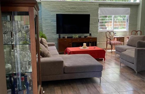 Santa Ana House | Casa de Huespedes Guacaras