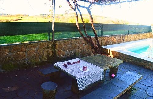 Ferrol Apartment | Casa de Invitados con Piscina en Doniños