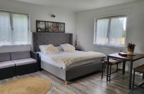 La Roussiere House | casa de invitados estilo normandie