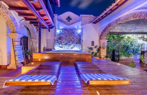 Cartagena Walled City House | Casa De La Moneda, Walled city 6BD