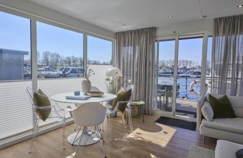 Kerkdriel House | Casa de la Luz