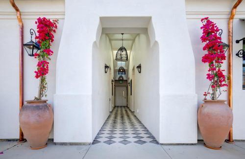 Santa Barbara Apartment | Casa De La Vina - Boutique Suites in Downtown Santa Barbara