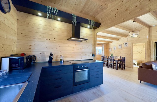 Alhaurin el Grande Cabin | Casa de Madera La Parcela