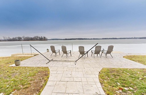 Channel Lake Apartment | Casa de Nello - Lower Level