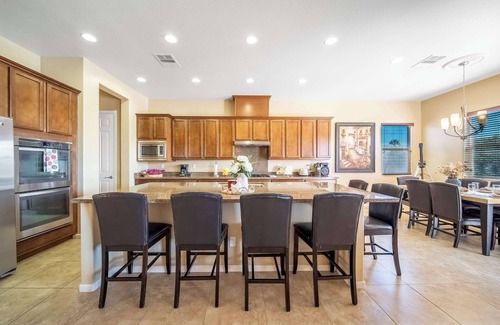 Paradiso House | Casa de Nina Luxury Home, Pool Spa, BBQ Gameroom