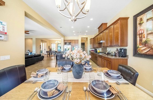 Paradiso House | Casa de Nina Luxury Home, Pool Spa, BBQ Gameroom