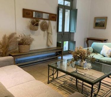 Cruz Chica Villa | Casa de Piedra