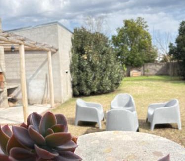 Canada Rosquin House | Casa de pueblo