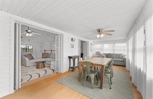 Seacrest Apartment | Casa de Tortugas - a spacious townhome with 30a private beach access