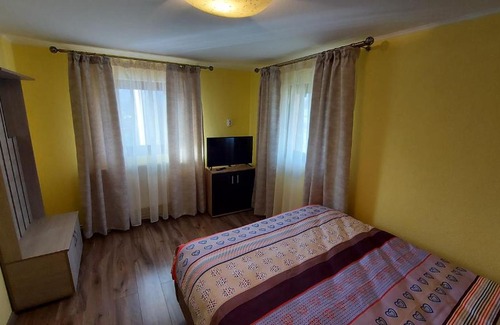 Bughea de Sus House | Casa de vacanta La Ticu