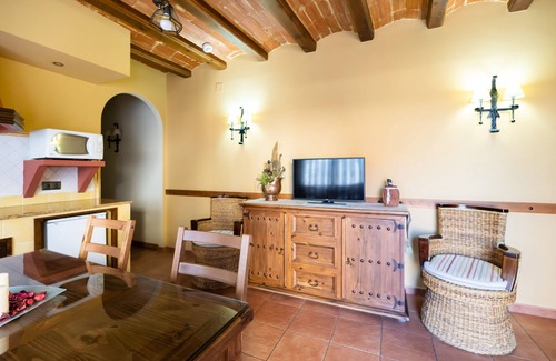 Cella Cottage | Casa del Agüelo: Jiloca Apartment (4 people. Enabled for the disabled
