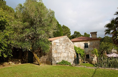 Gondomar House | Casa del Cura de Oliveira