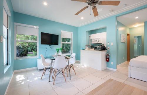 Hollywood South Central Beach Apartment | Casa Del Mar # 2