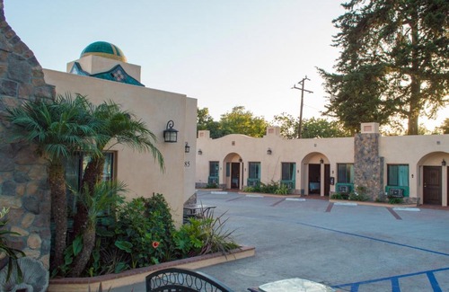 Carpinteria Hotel | Casa Del Sol