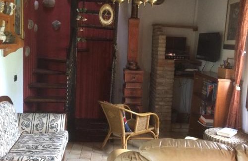 Viano House | Casa del Sole Borgo Prediera