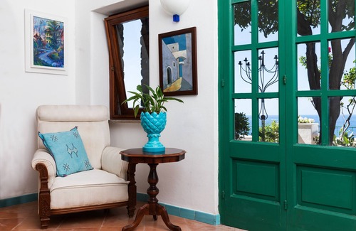Positano City Centre House | Casa dell'Ammiraglio. charming villa in the heart of Positano. with sea view
