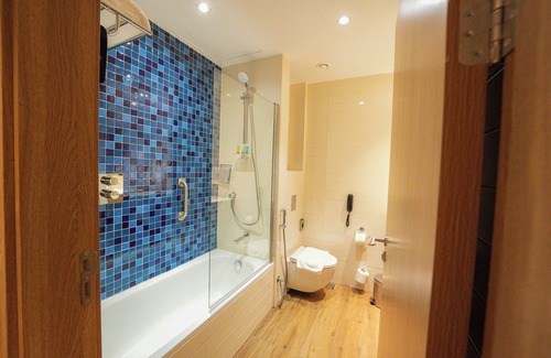 Sari Street Hotel | Casa Diora Hotel Al Rawdah