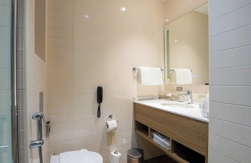 Sari Street Hotel | Casa Diora Hotel Al Rawdah