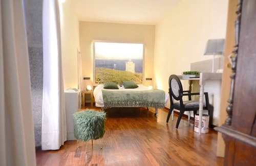 Oleiros Hotel | Casa do arxentino