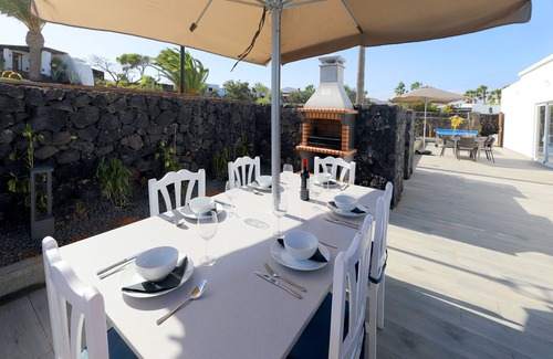 Los Mojones Villa | Casa El Cielo 3 bedrooms, 3 baths free A/C, Electric heated pool