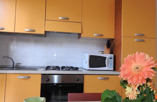 Intra Apartment | CASA ELISA Ottima posizione e parcheggio gratuito