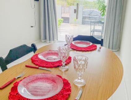 Castanhal House | Casa em Condomínio, Home Office, Churrasqueira, Ar-Condicionado, Redário