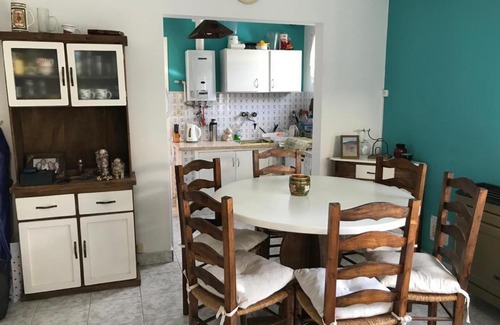 Monte Hermoso House | Casa Emilio - Casa Centrica con Cochera