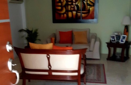 San Eduardo Villa | Casa en la Cdla El Paraiso al norte de la ciudda frente a Mirafloresf