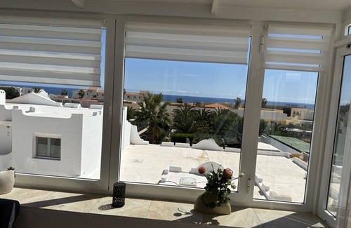 Bahia Calma Boat Rental | Casa Amina Comfortable holiday residence