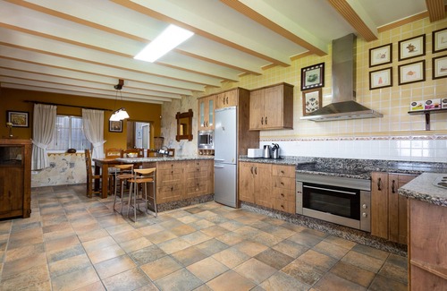 San Bartolome de Tirajana Ski Chalet | Casa Adara, private heated pool