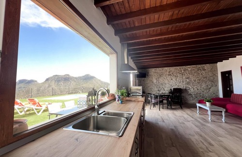 San Bartolome de Tirajana Villa | Casa Abuela María: stunning views, garden pool