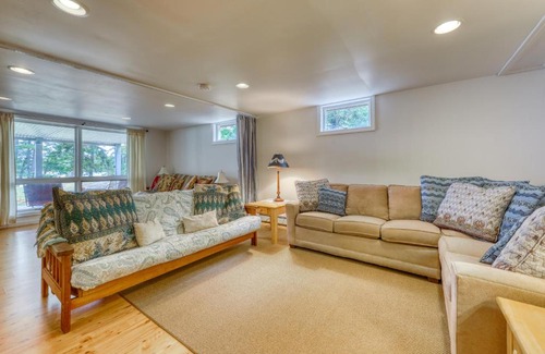 Sebascodegan Island House | Casa Familia