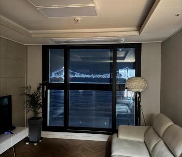 Suyeong-Gu Apartment | Casa Felice