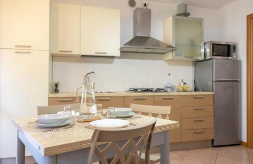 Clusone Apartment | Casa Fiocco di Neve con giardino, box, WiFi