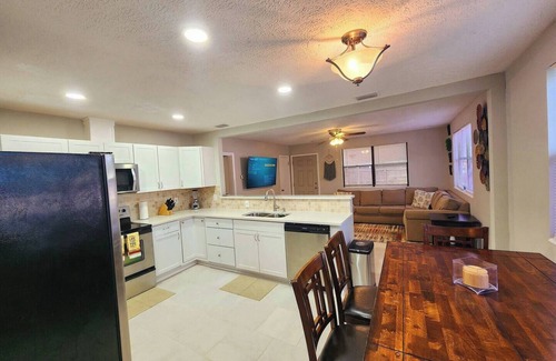 Westside House | Casa Frye: 4Bd/2Bth/Office/Parking Sleeps8! Jacksonville, FL