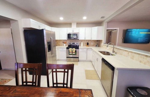 Westside House | Casa Frye: 4Bd/2Bth/Office/Parking Sleeps8! Jacksonville, FL