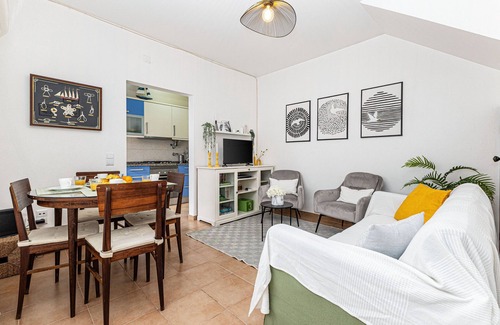 Lagos Ski Chalet | Casa Gaivota | Traditional house in central Lagos