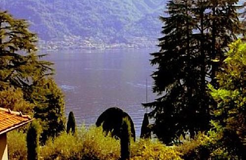 Tremezzina Apartment | Casa Giallo village home-by Italian Apartaments