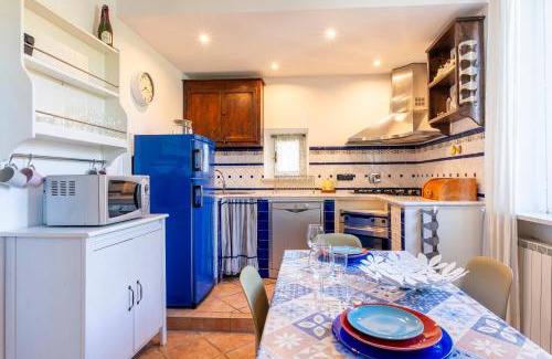 Livorno Apartment | Casa Ginevra - 3 Minutes Walk from the Sea