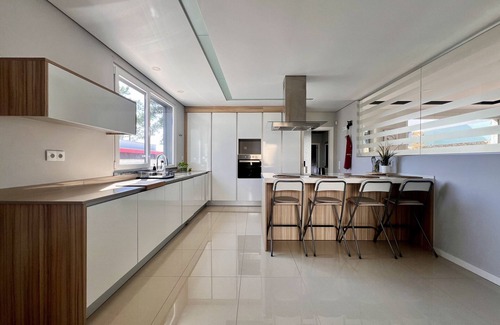 Fernao Ferro Ski Chalet | Casa Giumeni - House with swimming pool