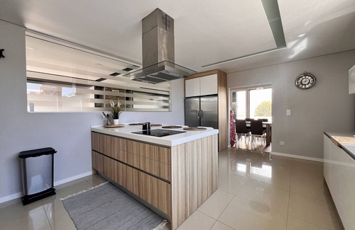 Fernao Ferro Ski Chalet | Casa Giumeni - House with swimming pool