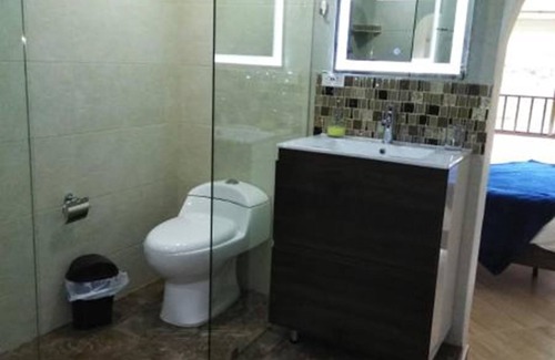 Armenia House | Casa Grande Exclusiva Zona Norte